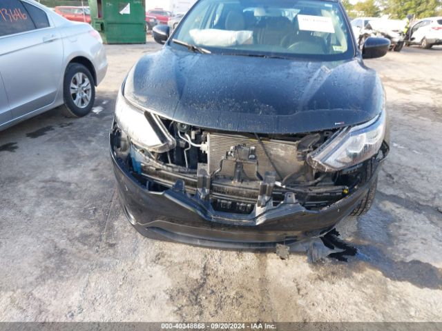 JN1BJ1CR5JW259347 Nissan Rogue Sport S