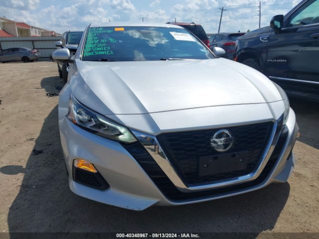 1N4BL4DV1NN392919 Nissan Altima Sv Fwd