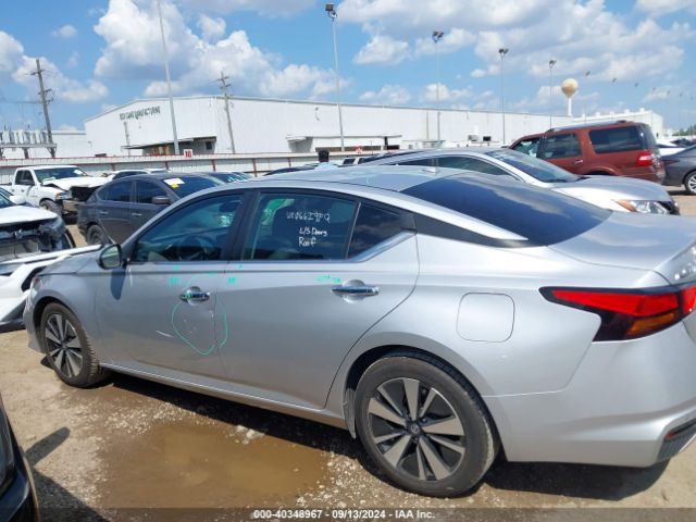 1N4BL4DV1NN392919 Nissan Altima Sv Fwd