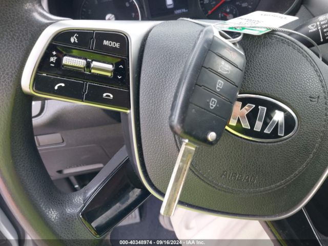 5XYPG4A58KG488879 KIA Sorento 3.3l Lx