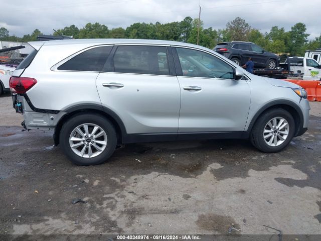 5XYPG4A58KG488879 KIA Sorento 3.3l Lx