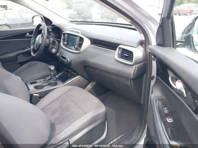 5XYPG4A58KG488879 KIA Sorento 3.3l Lx