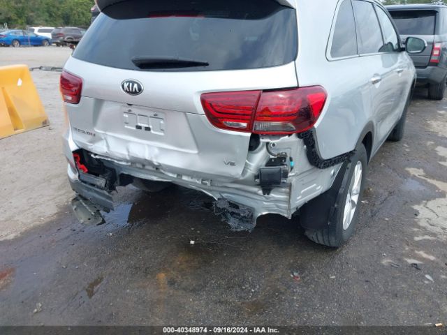 5XYPG4A58KG488879 KIA Sorento 3.3l Lx