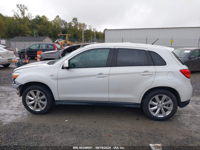 4A4AR3AU6FE020447 Mitsubishi Outlander Sport Es