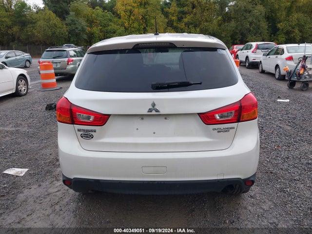 4A4AR3AU6FE020447 Mitsubishi Outlander Sport Es