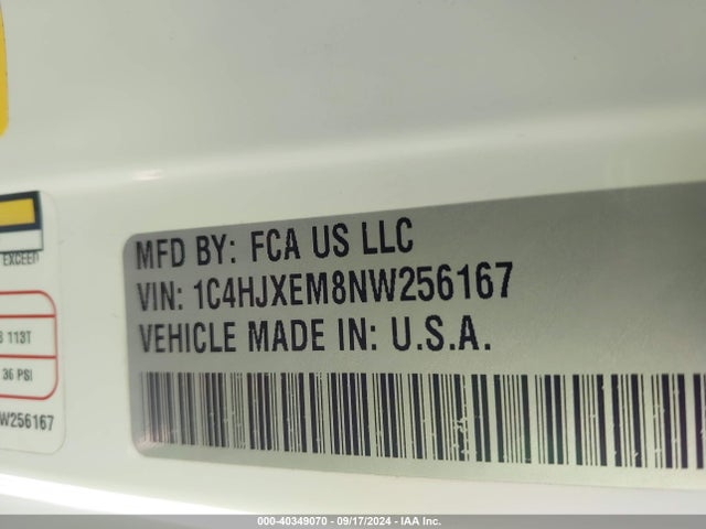 1C4HJXEM8NW256167 Jeep Wrangler Unlimited Sahara 4x4