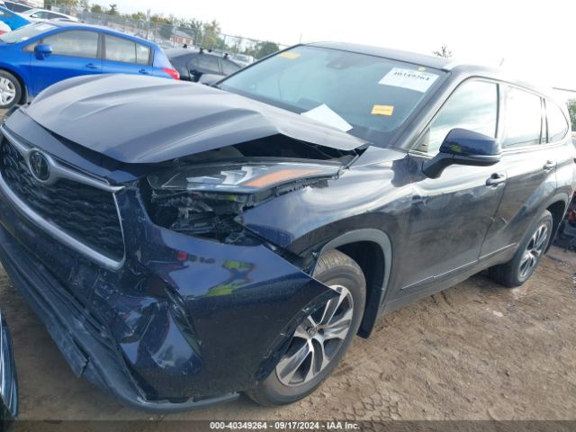 5TDHZRBH2LS520296 Toyota Highlander Xle