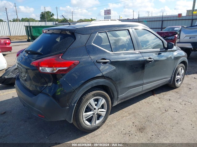 Nissan KICKS S 2019 3N1CP5CU0KL526982 Image 4