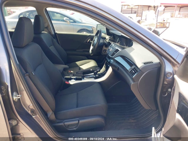 Honda Accord 2017 1HGCR2F30HA175954 Image 19