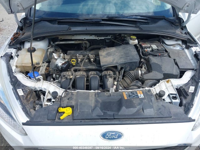 1FADP3F22JL212279 Ford FOCUS SE