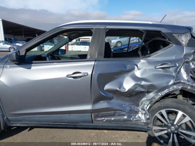 3N1CP5CU5JL526734 Nissan KICKS SV