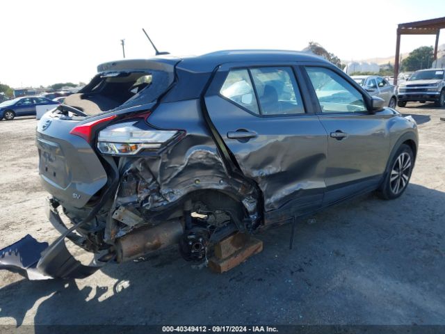 3N1CP5CU5JL526734 Nissan KICKS SV