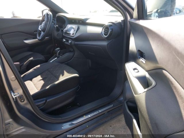 3N1CP5CU5JL526734 Nissan KICKS SV