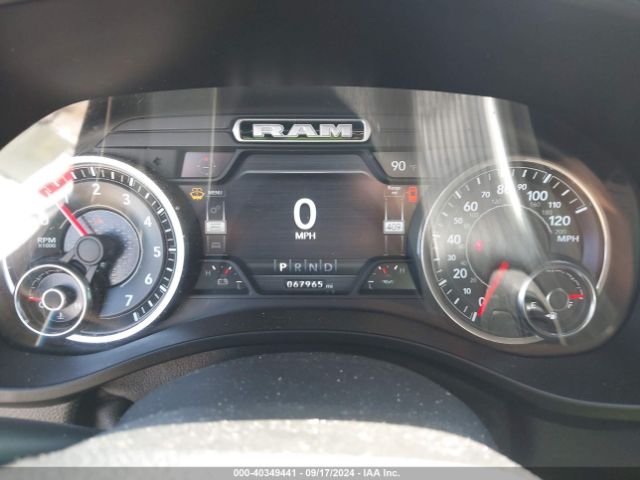 1C6SRFJT0KN787233 RAM 1500 Laramie  4x4 5'7 Box