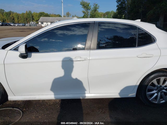 Toyota CAMRY LE 2020 4T1C11AK6LU997045 Image 15