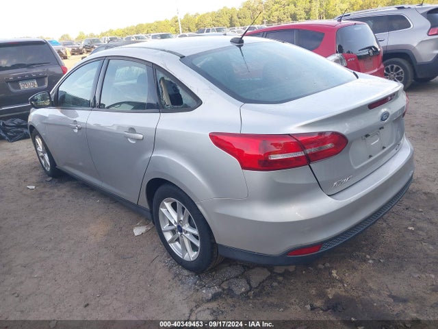 Ford FOCUS SE 2016 1FADP3F23GL393157 Image 3