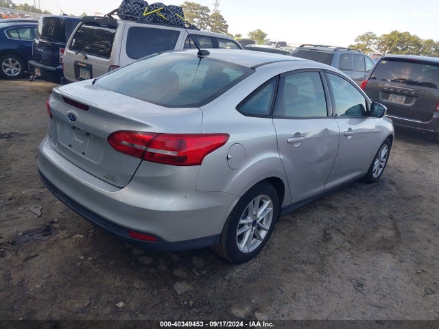 Ford FOCUS SE 2016 1FADP3F23GL393157 Image 4
