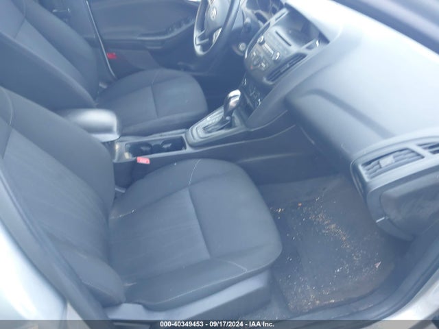 Ford FOCUS SE 2016 1FADP3F23GL393157 Image 5