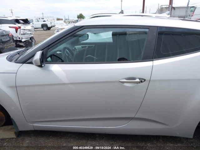 KMHTC6AD5GU298231 Hyundai Veloster