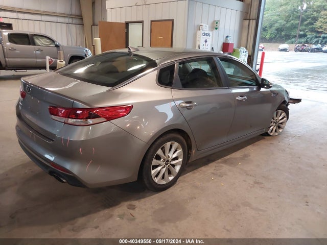 KIA Optima Lx 2017 5XXGT4L36HG137697 Image 4