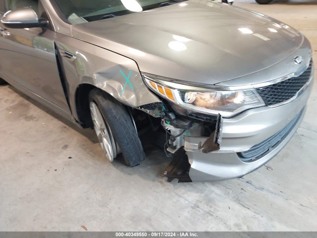 KIA Optima Lx 2017 5XXGT4L36HG137697 Image 6