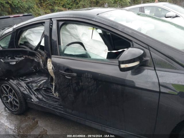 1FADP3K26FL297673 Ford FOCUS SE