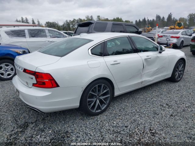 YV1A22MK8H1016386 Volvo S90 T6 Momentum