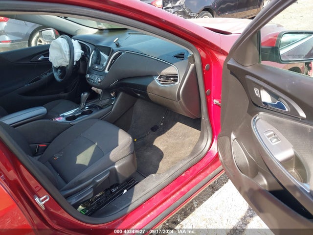 Chevrolet MALIBU LT 2018 1G1ZD5ST0JF114216 Image 5