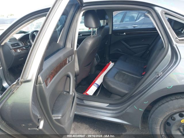 1VWCT7A38EC051822 Volkswagen Passat 1.8t Sel Premium