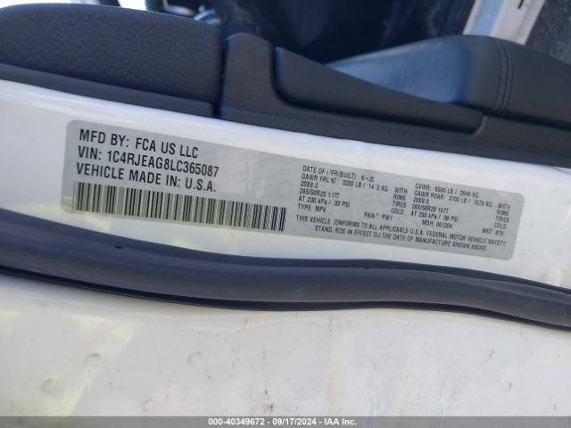 1C4RJEAG8LC365087 Jeep Grand Cherokee Altitude 4x2
