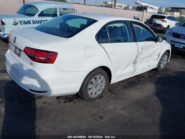 3VW267AJ9GM267147 Volkswagen Jetta 1.4t S
