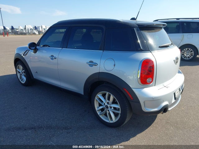 2012 MINI COOPER S COUNTRYMAN WMWZC5C57CWL56933 Photo 2