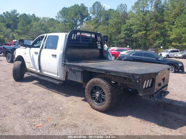 3C6UR5HL0NG155211 RAM 2500 Tradesman  4x4 8' Box
