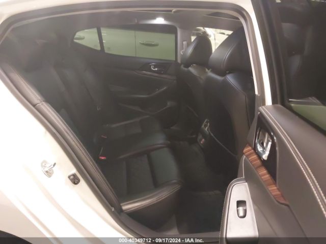 1N4AA6AP0JC405037 Nissan Maxima 3.5 Platinum