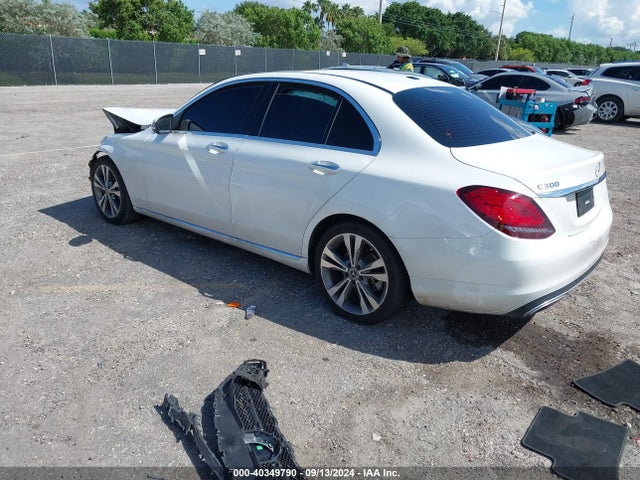 W1KWF8DB8MR606169 Mercedes-Benz C 300 Sedan