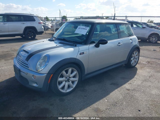 2002 MINI COOPER S WMWRE33462TD57435 Photo 1