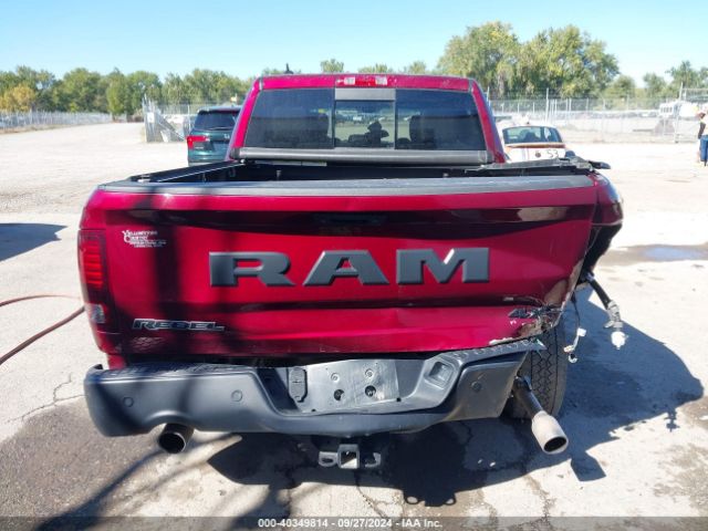 1C6RR7YT6JS196883 RAM 1500 Rebel  4x4 5'7 Box