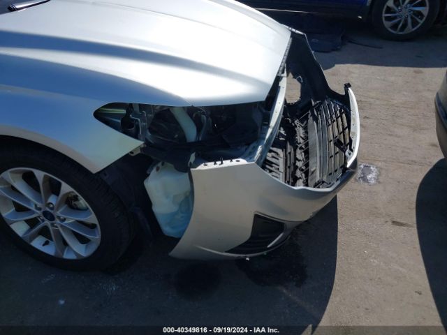 3FA6P0HD5KR250906 Ford FUSION SE