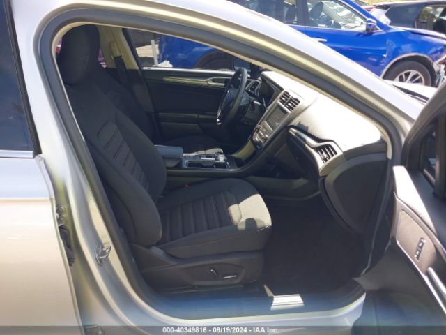 3FA6P0HD5KR250906 Ford FUSION SE