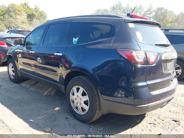 Chevrolet Traverse Ls 2015 1GNKRFKD7FJ363178 Image 3