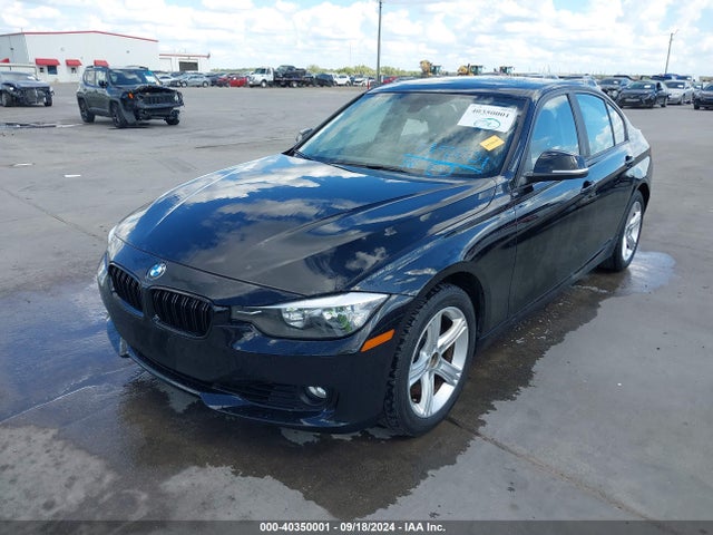 BMW 328i Xdrive 2014 WBA3B3G59ENR82144 Image 2