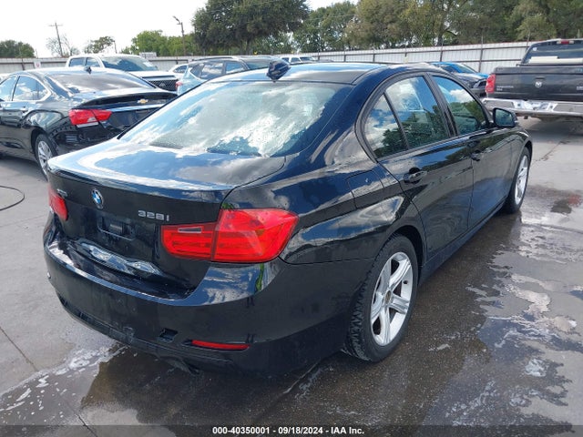 BMW 328i Xdrive 2014 WBA3B3G59ENR82144 Image 4