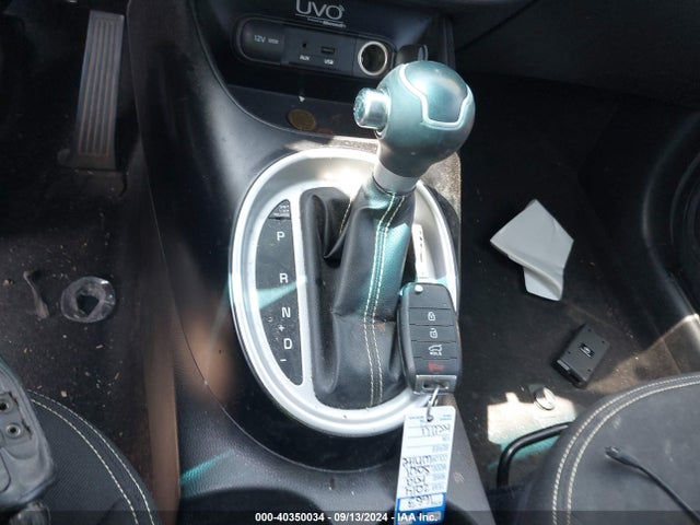 KIA SOUL + 2014 KNDJP3A5XE7032139 Image 11