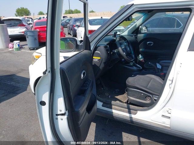 KIA SOUL + 2014 KNDJP3A5XE7032139 Image 5
