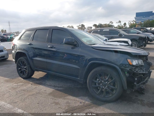 1C4RJFAG9JC367417 Jeep Grand Cherokee Altitude 4x4