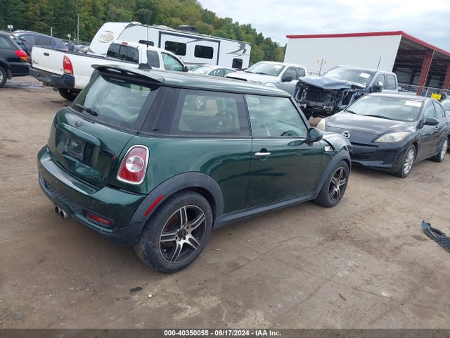 2011 MINI COOPER S WMWSV3C59BTY12754 Photo 3
