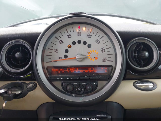 2011 MINI COOPER S WMWSV3C59BTY12754 Photo 6