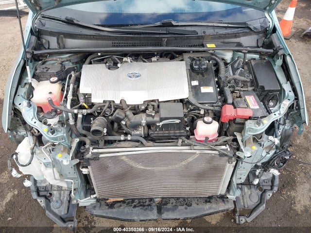 Toyota Prius Two 2017 JTDKBRFU1H3049672 Image 10