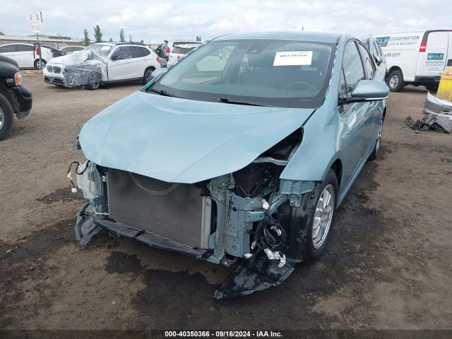 Toyota Prius Two 2017 JTDKBRFU1H3049672 Image 6