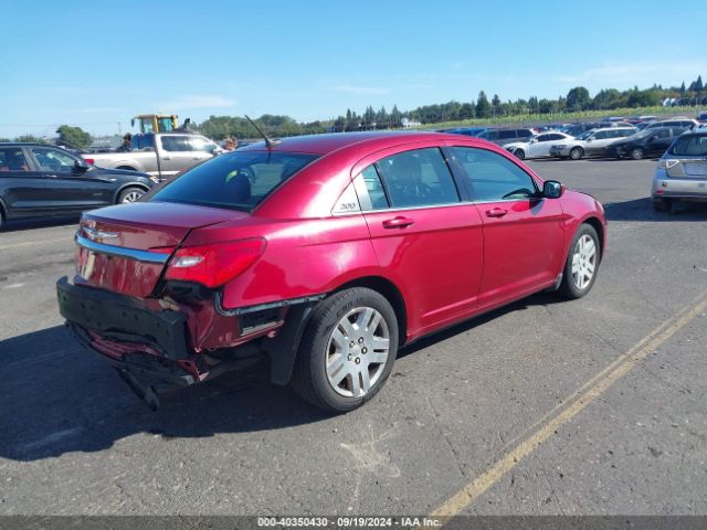 1C3CCBAB0EN123957 Chrysler 200 LX